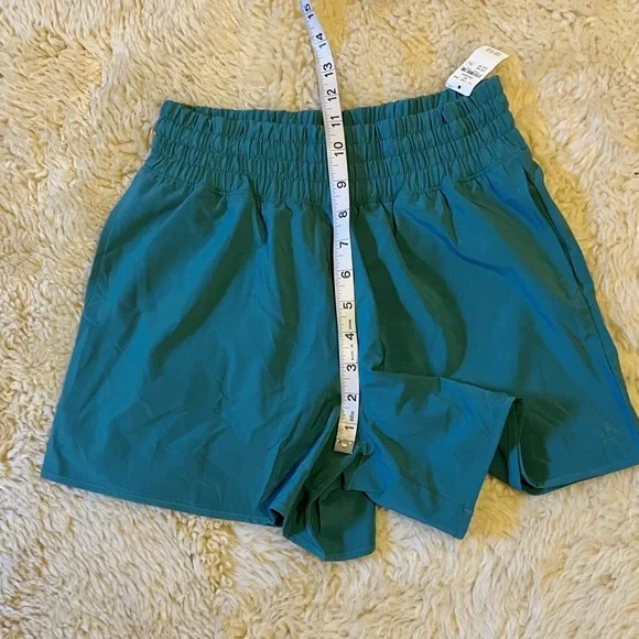 NWT Aerie 4" Hot Stuff Short in Fresh Teal Sz XS. - Picture 9 of 14